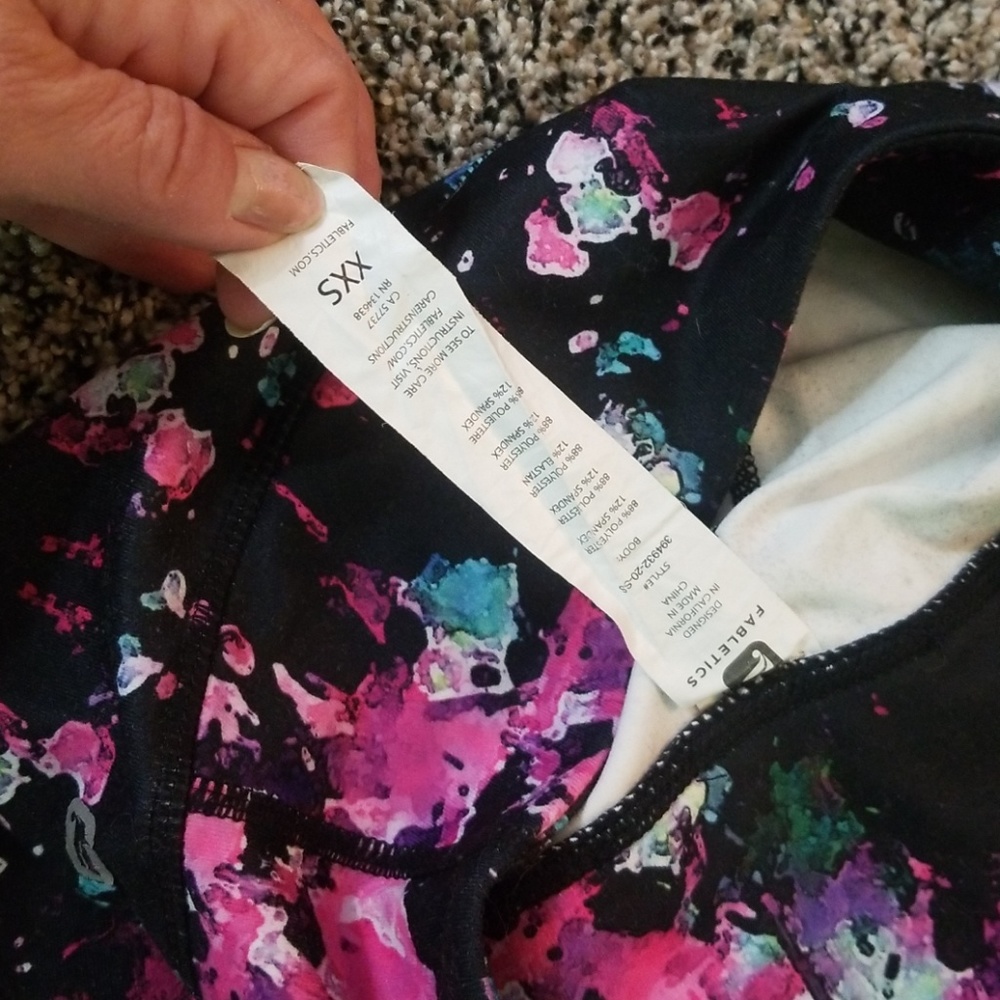 Fabletics capris - Picture 4 of 4